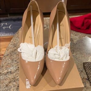 Christian Louboutin Nude Pigalle 100 size 39.5